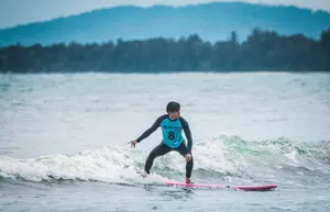 Fathy Rashad hobby - Surfing
