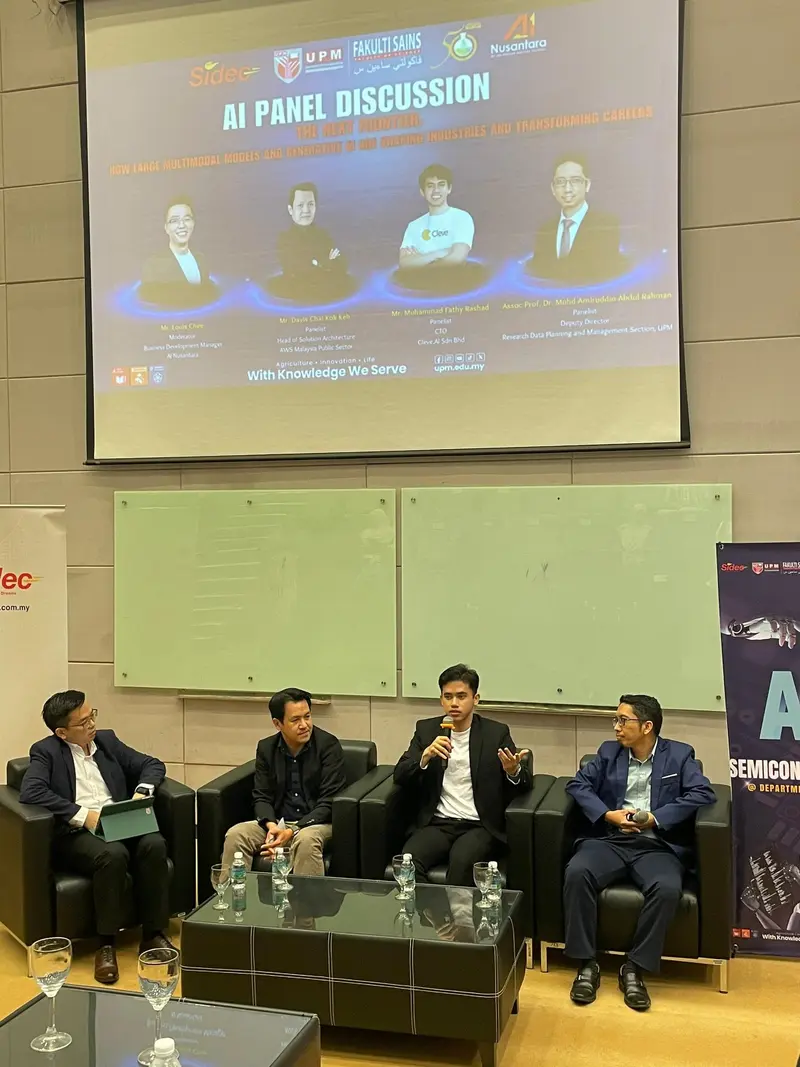 Fathy Rashad at AI Semiconductor Forum: Shaping Your Future - photo 3